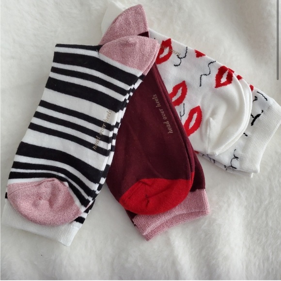 NWT Kate Spade Valentines Day 3 pack socks - Picture 4 of 4